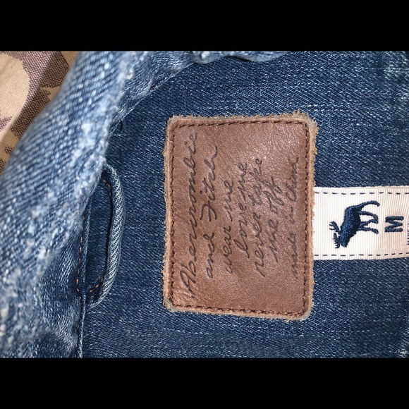 Medium Jean Jacket - Picture 2 of 2
